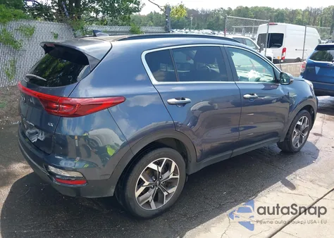 2020 Kia Sportage Ex z USA, uszkodzony, nr VIN KNDPNCACXL7657913
